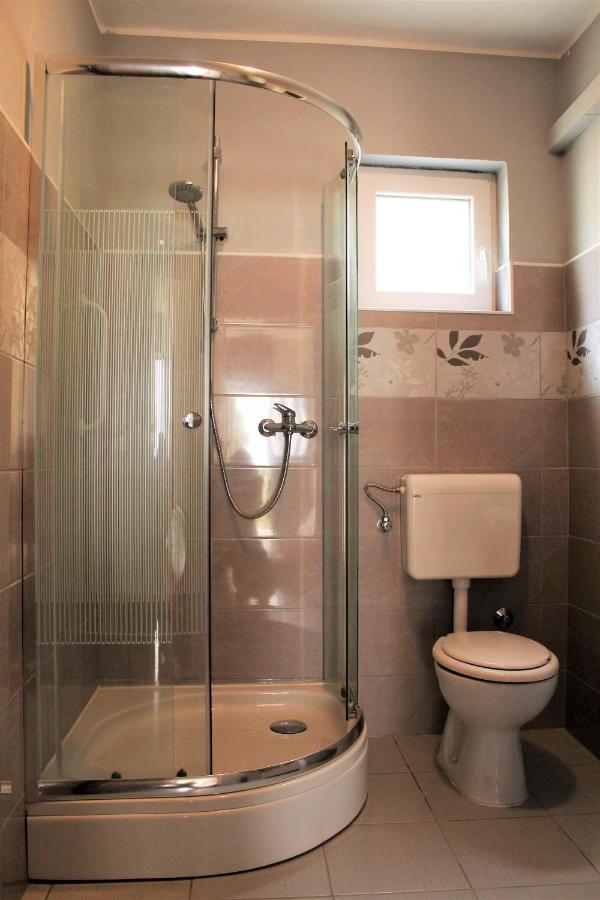 Apartmani Andrija Jezera Zewnętrze zdjęcie